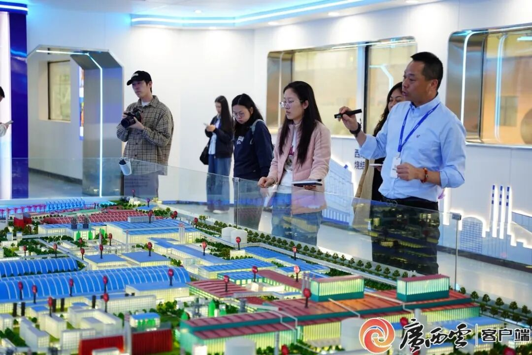 采风团走进广西J9直营集团。.png