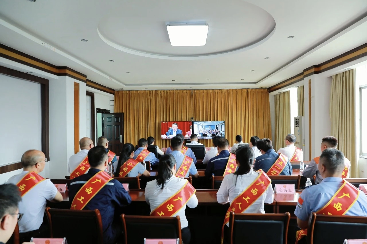 2026年庆祝“五一”国际劳动节暨五一劳动奖赞美大会防城港分会场.jpg